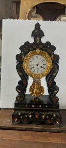 IMPORTANTE OROLOGIO NAPOLEONE III A TEMPIETTO INTARSIATO BRONZO DORATO XIXsec